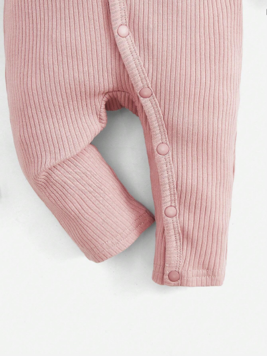 Newborn Baby Girls' Autumn/winter Cute & Comfy Pink Footed Jumpsuit With Snap Button, Headband And Ruffle Detail