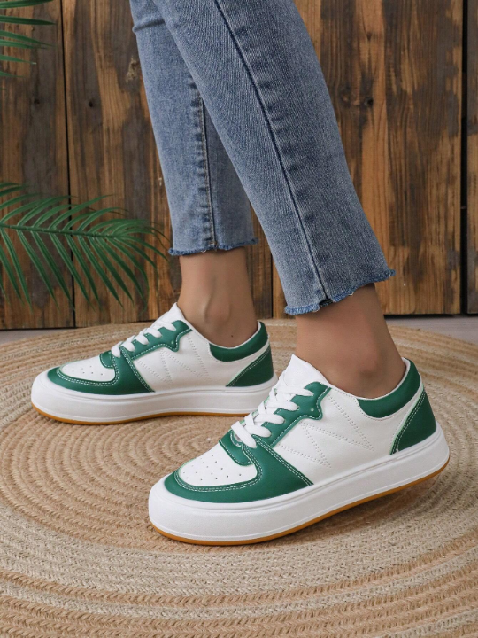 Women Two Tone Lace-up Front Skate Shoes, Sporty Sneakers