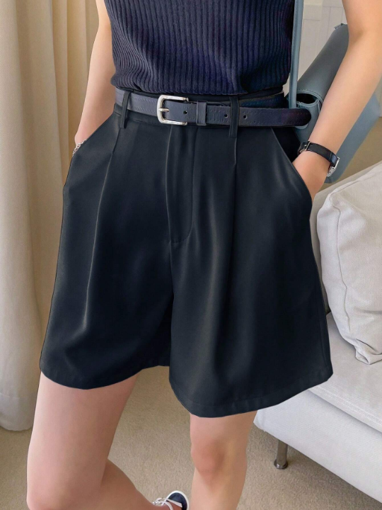 DAZY Slant Pocket Plicated Detail Wide Leg Shorts Without Belt