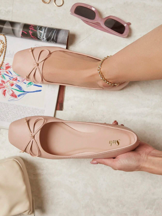 Round Toe PU Ballet Flats