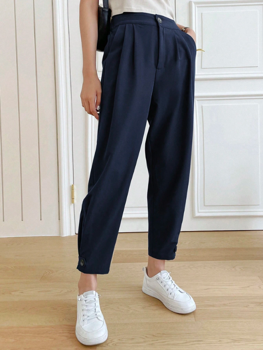 DAZY Solid Fold Pleated Detail Cropped Pants