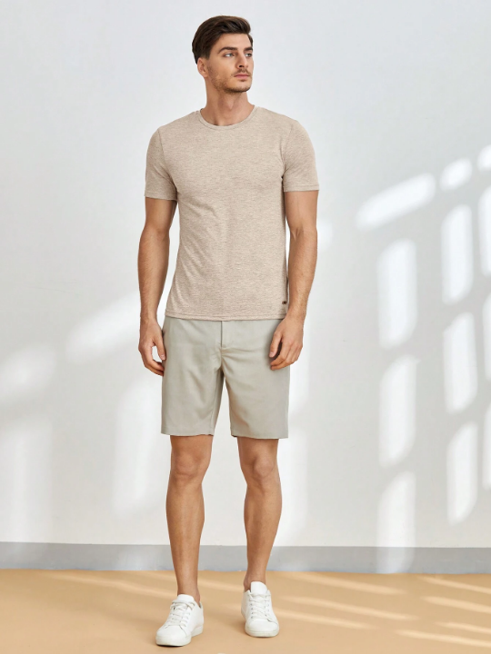 Manfinity Basics Men Solid Round Neck Tee