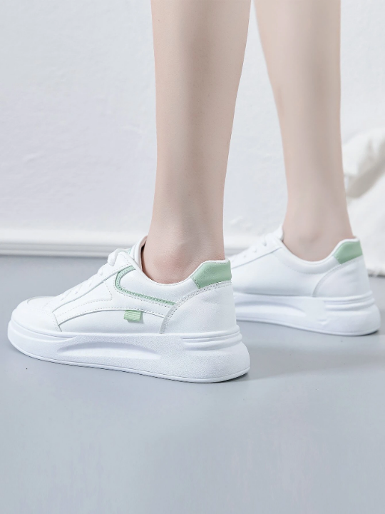 2023 New Arrival Women's Thick-soled Sneakers In White & Green With College Style, Versatile For Students' Casual Sports Activities