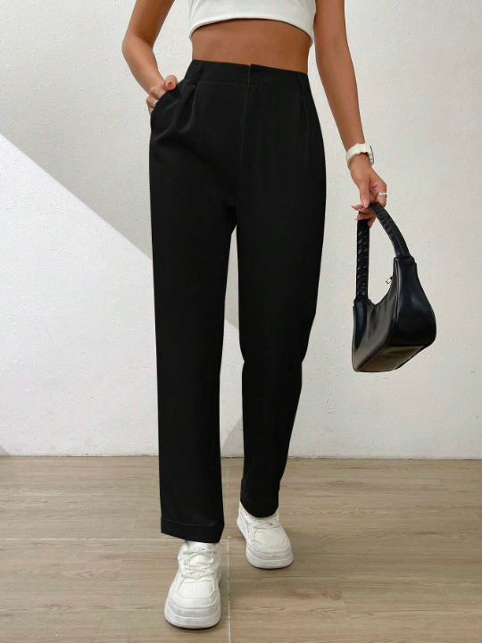 Essnce Solid Fold Pleated Slant Pocket Pants