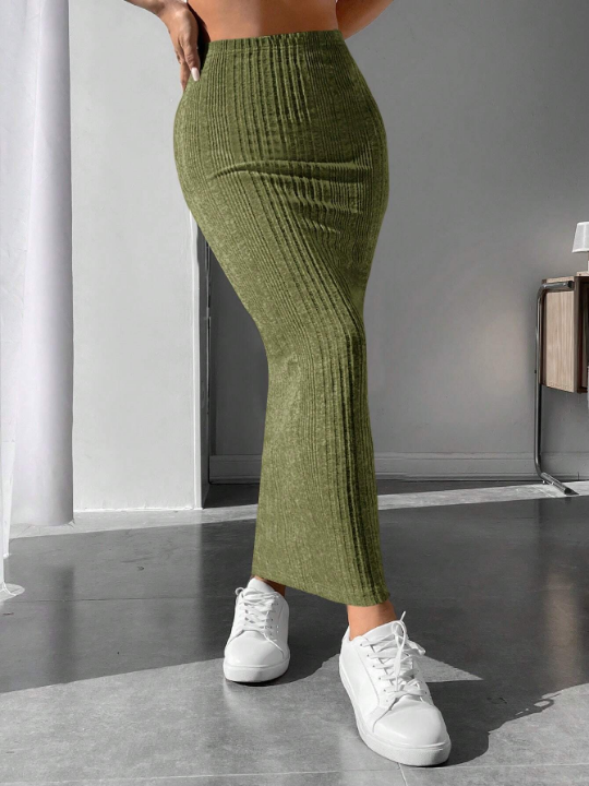 PETITE Solid Ribbed Knit Pencil Skirt