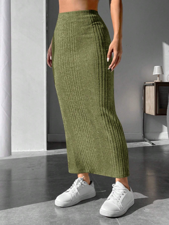 PETITE Solid Ribbed Knit Pencil Skirt