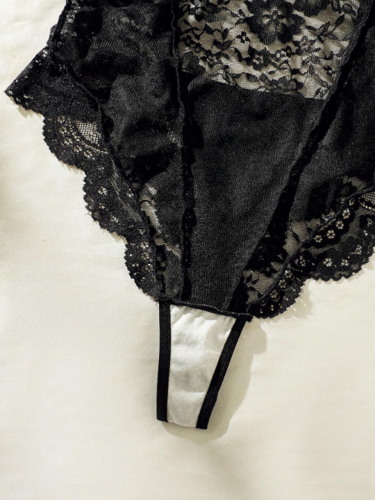 Classic Sexy Floral Lace Scallop Trim Underwire Teddy Bodysuit