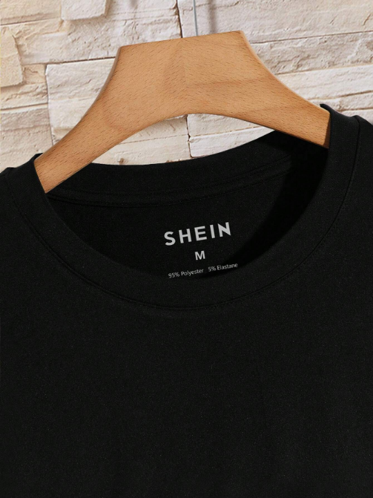 Men Solid Round Neck Tee