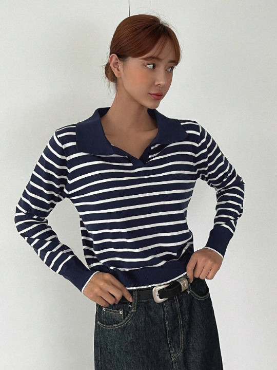 DAZY Striped Pattern Sweater