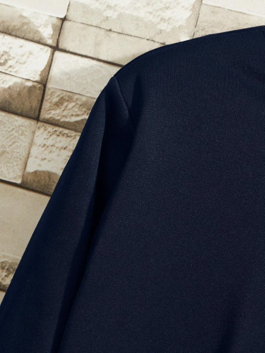 Men Solid Thermal Lined Sweatshirt