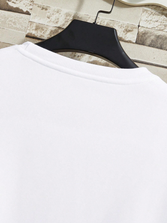 Men Solid Thermal Lined Sweatshirt