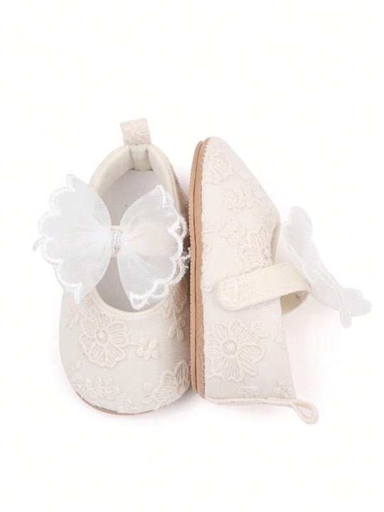 Cute And Comfortable Toddler Girls' Beige Soft Soled Flat Shoes