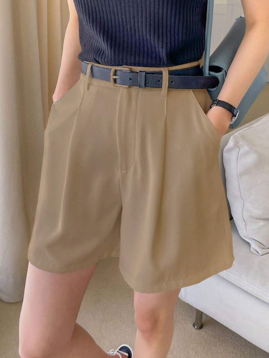 DAZY Slant Pocket Plicated Detail Wide Leg Shorts Without Belt