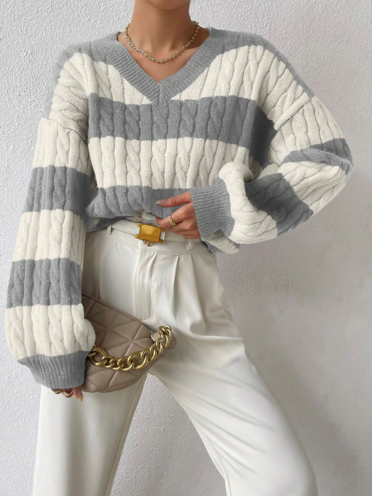 Essnce Two Tone Cable Knit Drop Shoulder Sweater