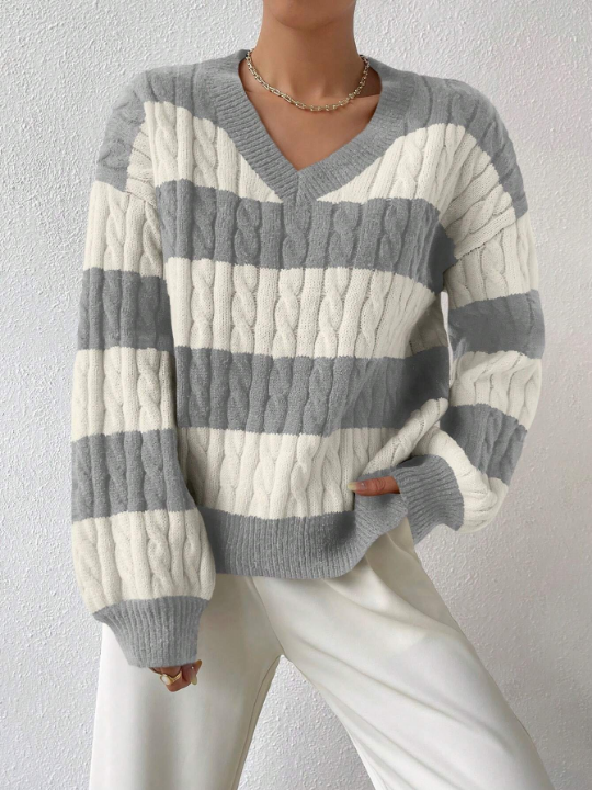 Essnce Two Tone Cable Knit Drop Shoulder Sweater