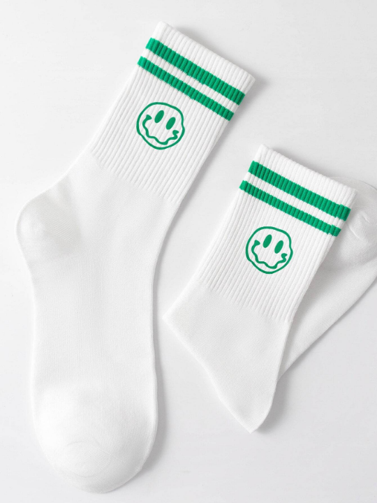 1 Pair Men's Mid-calf Socks With Smiling Face & Green Double Stripe Patterns, Breathable & Odor-resistant, Suitable For Daily Wear And Outdoor Activities