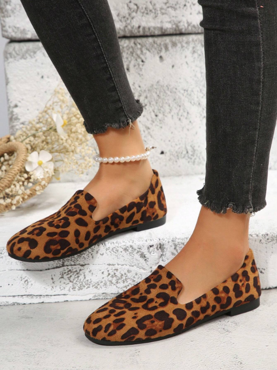 Spring And Autumn Fashion Leopard Print Women's Round Toe Flat Shoes, Comfortable Single Shoes