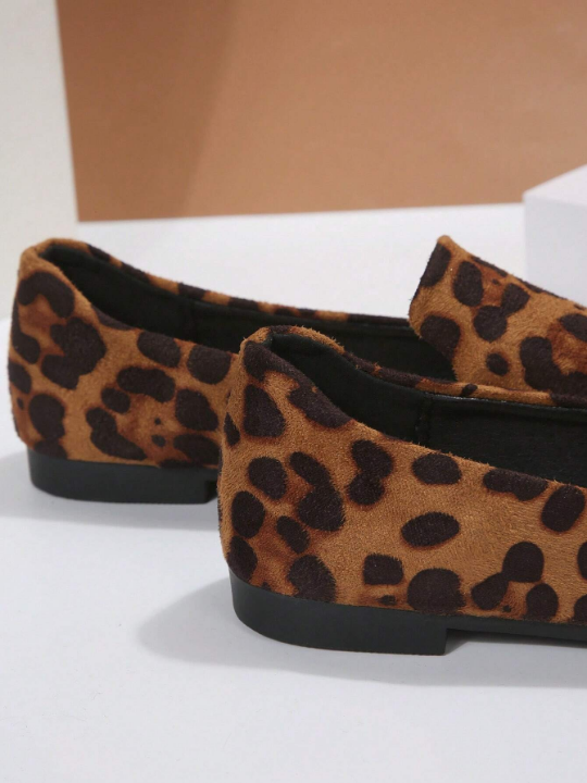 Spring And Autumn Fashion Leopard Print Women's Round Toe Flat Shoes, Comfortable Single Shoes