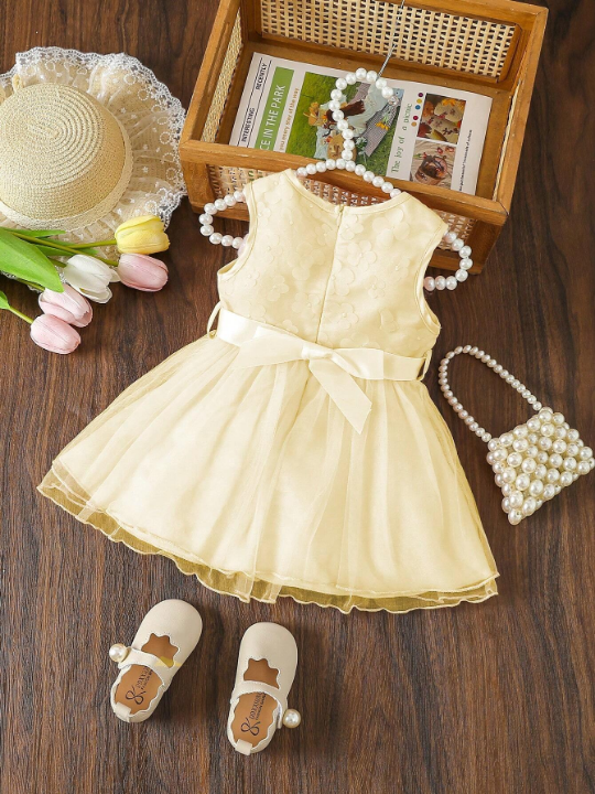 Baby Girl Appliques Mesh Overlay Belted Dress