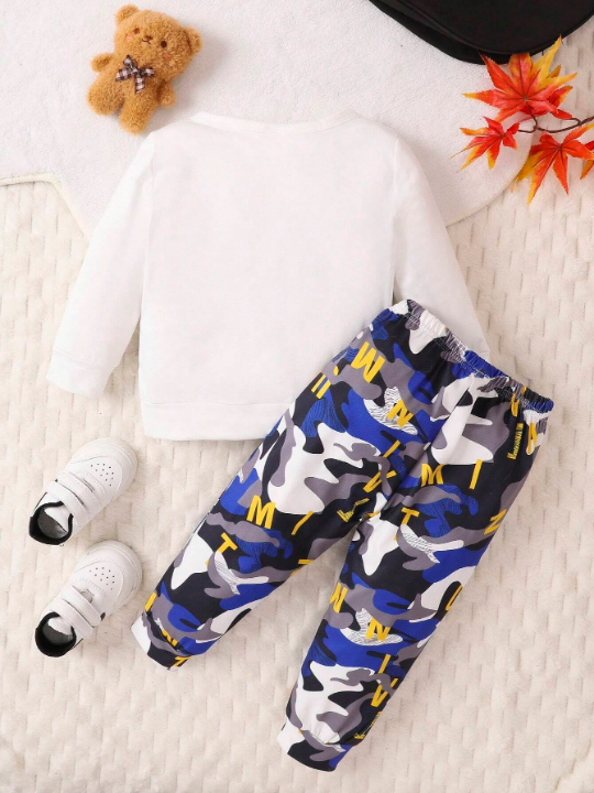 Baby Boy Bear Print Sweatshirt & Sweatpants