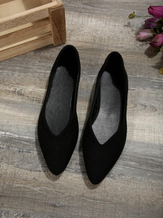 Spring/autumn Fashionable Black Ladies Flat Pointed Toe Shoes, Versatile