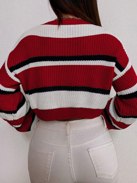 Striped Pattern Drop Shoulder Crop Sweater