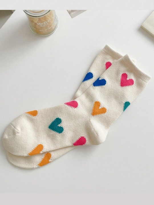 1pair Fashionable Heart Patterned Women's Mid-Calf Socks