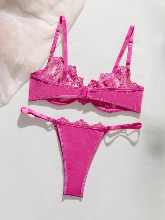 Pure Desire Floral Lace Underwire Lingerie Set