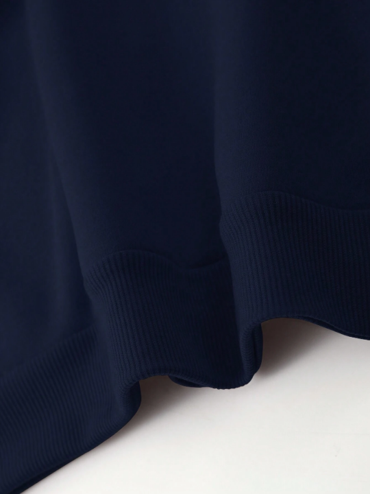 Men Bear Print Kangaroo Pocket Drawstring Thermal Hoodie