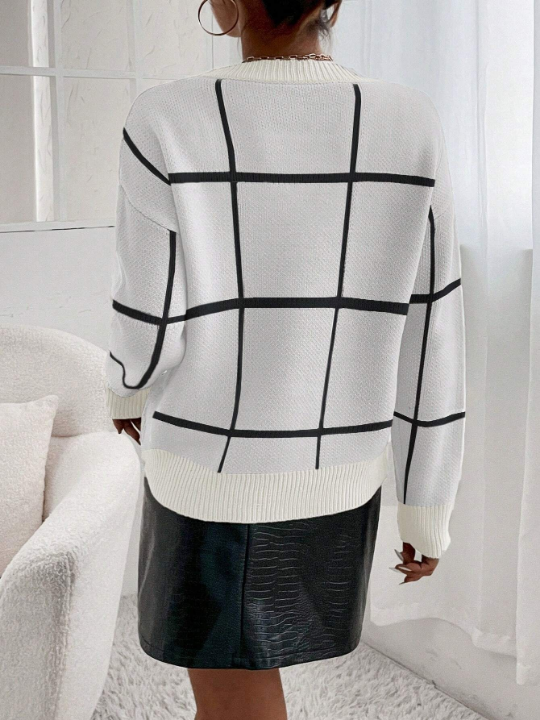 Essnce Plaid Pattern Drop Shoulder Sweater