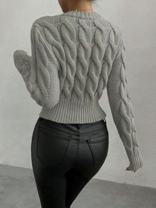 Essnce Solid Cable Knit Sweater