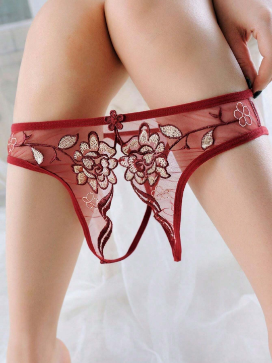 Women's Underwear Sexy French Embroidery Plus Size Open Crotch Thongs Transparent T Pants