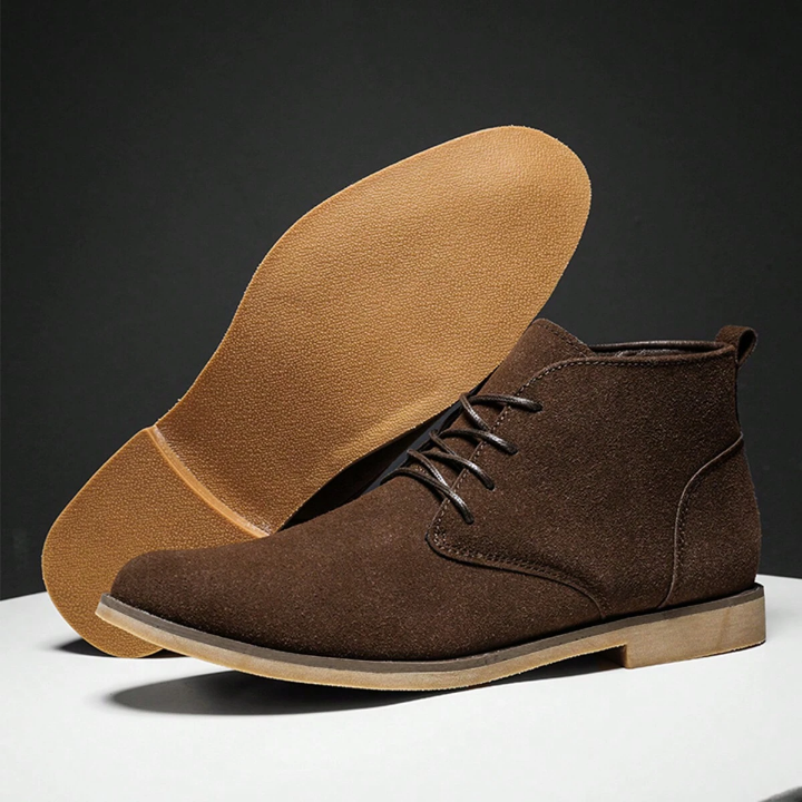 Men's Retro Boots For Four Seasons, Plus Size, Suede Upper, Lace-Up High-Top Shoes (Thin Style, One Size Smaller)