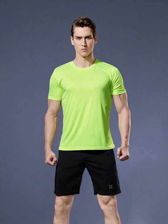 Men's Loose Fit Short Sleeve Athletic Training Top For Gym, Football, Basketball, Running Gym Clothes Men Basic T Shirt