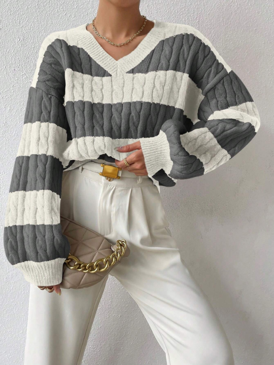 Essnce Two Tone Cable Knit Drop Shoulder Sweater