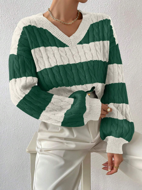 Essnce Two Tone Cable Knit Drop Shoulder Sweater