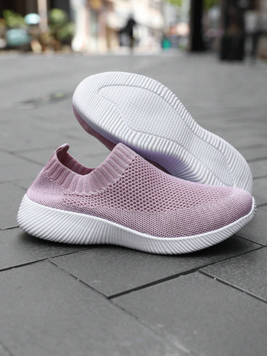Spring And Autumn Fashionable Knitted, Lightweight, Breathable Slip-on Women's Running Shoes For Leisure