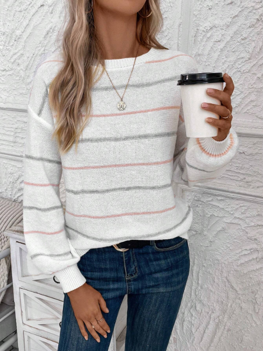 LUNE Women's Tightened Cuff Contrast Fine Striped Casual Sweater With Round Neckline For Autumn And Winter