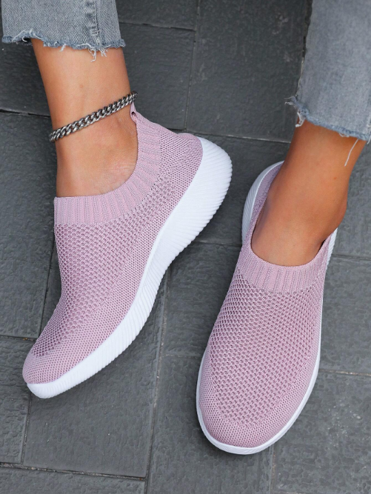 Spring And Autumn Fashionable Knitted, Lightweight, Breathable Slip-on Women's Running Shoes For Leisure