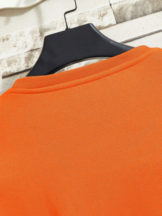 Men Solid Round Neck Sweatshirt Without Necklace