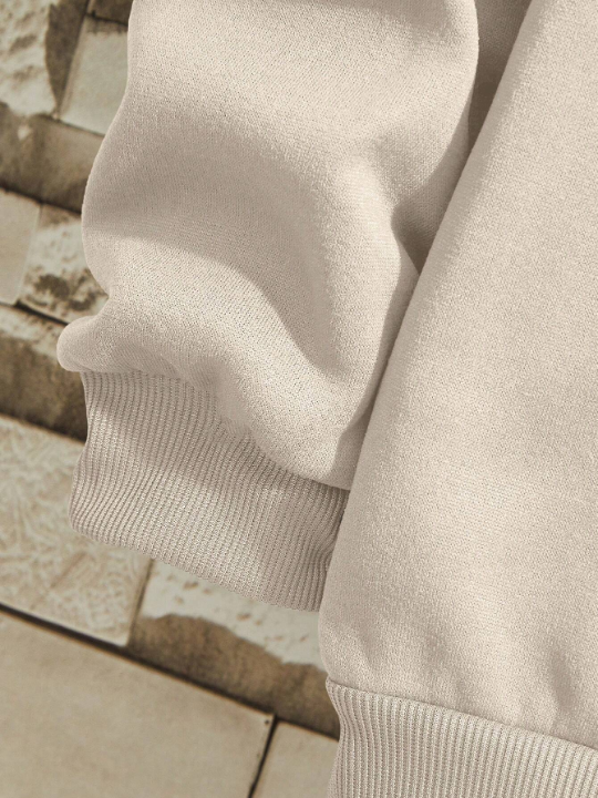 Men Solid Round Neck Sweatshirt Without Necklace