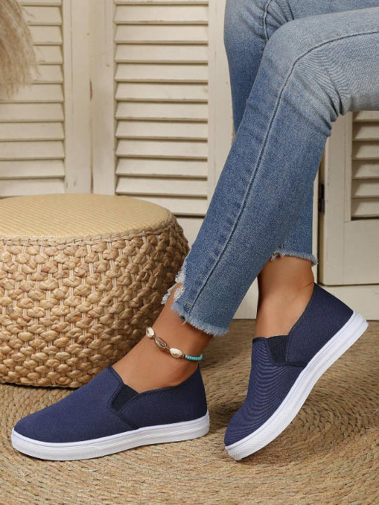 Simple Slip-on Women's Casual Sports Shoes