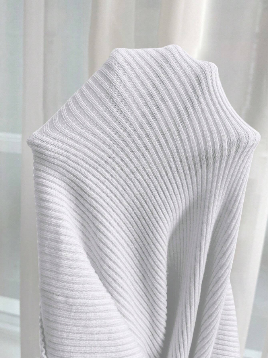 Essnce Solid Ribbed Knit V Neck Sweater