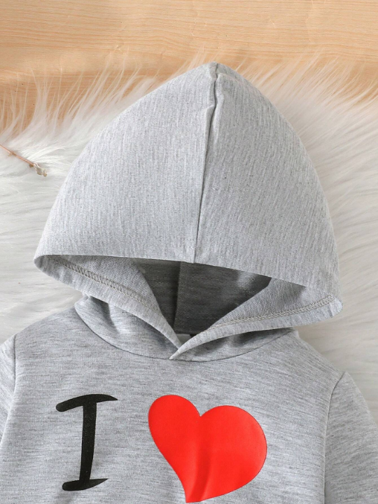 Baby Girl Heart & Slogan Graphic Hoodie & Sweatpants