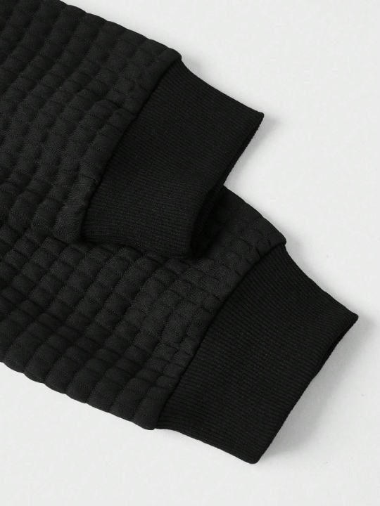 Manfinity Homme Men Solid Round Neck Sweatshirt