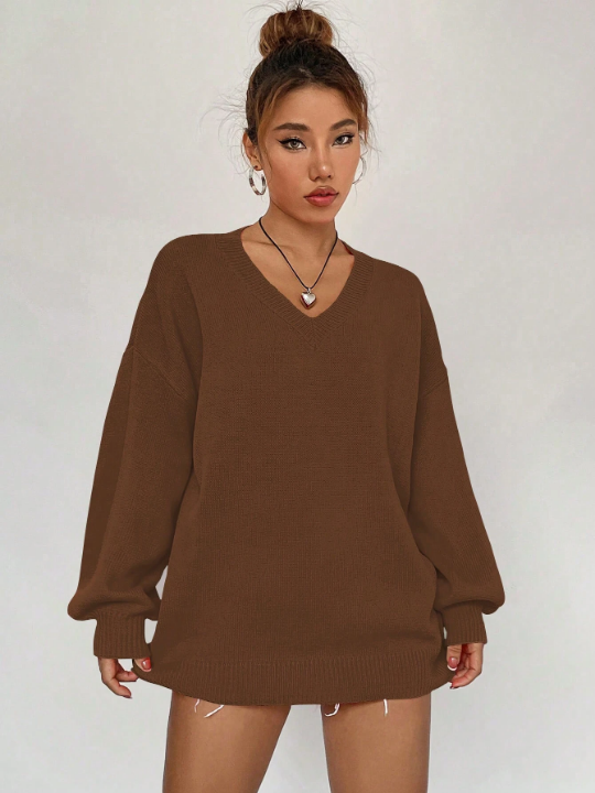 Qutie Solid Drop Shoulder V Neck Sweater