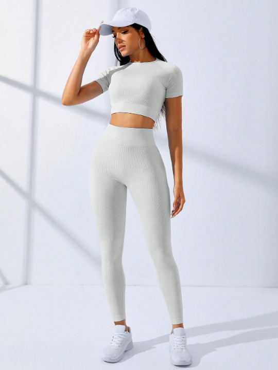 Solid Seamless High Stretch Crop Tee & Leggings