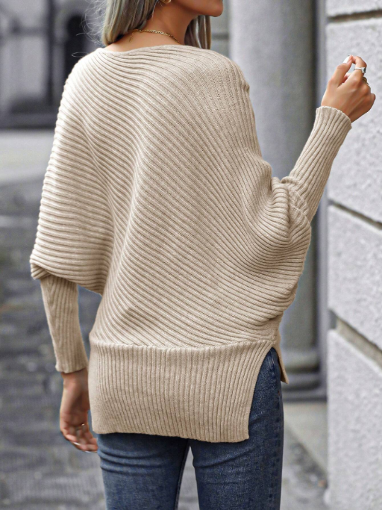 LUNE Solid Batwing Sleeve Boat Neck Ribbed Knit Sweater