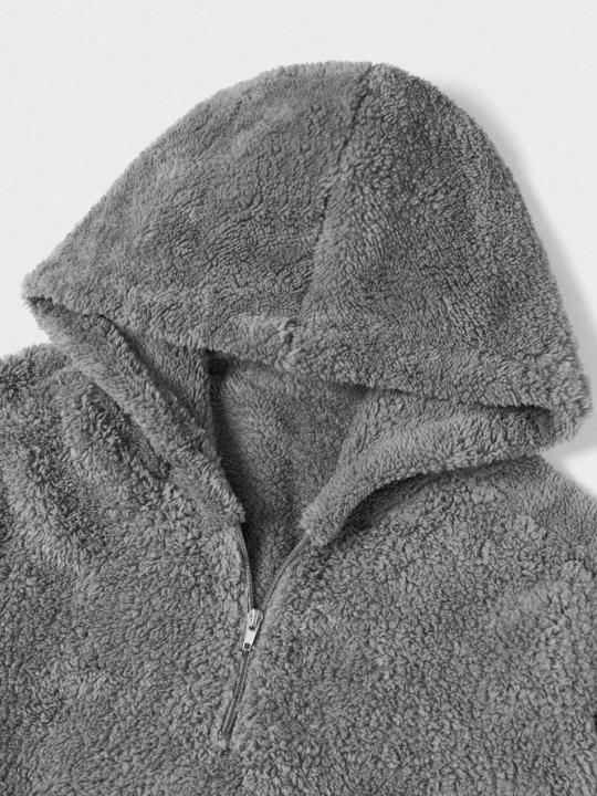 Manfinity Sporsity Men Mountain Embroidery Kangaroo Pocket Fuzzy Hoodie