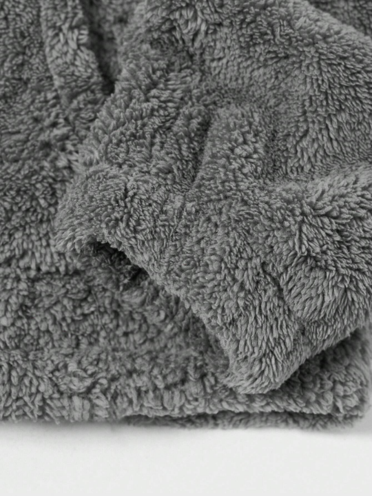 Manfinity Sporsity Men Mountain Embroidery Kangaroo Pocket Fuzzy Hoodie